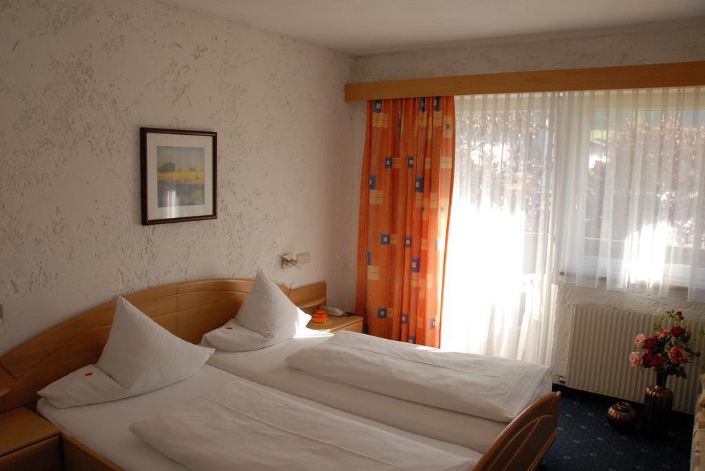 Hotel Edelweiss Innsbruck Ruang foto